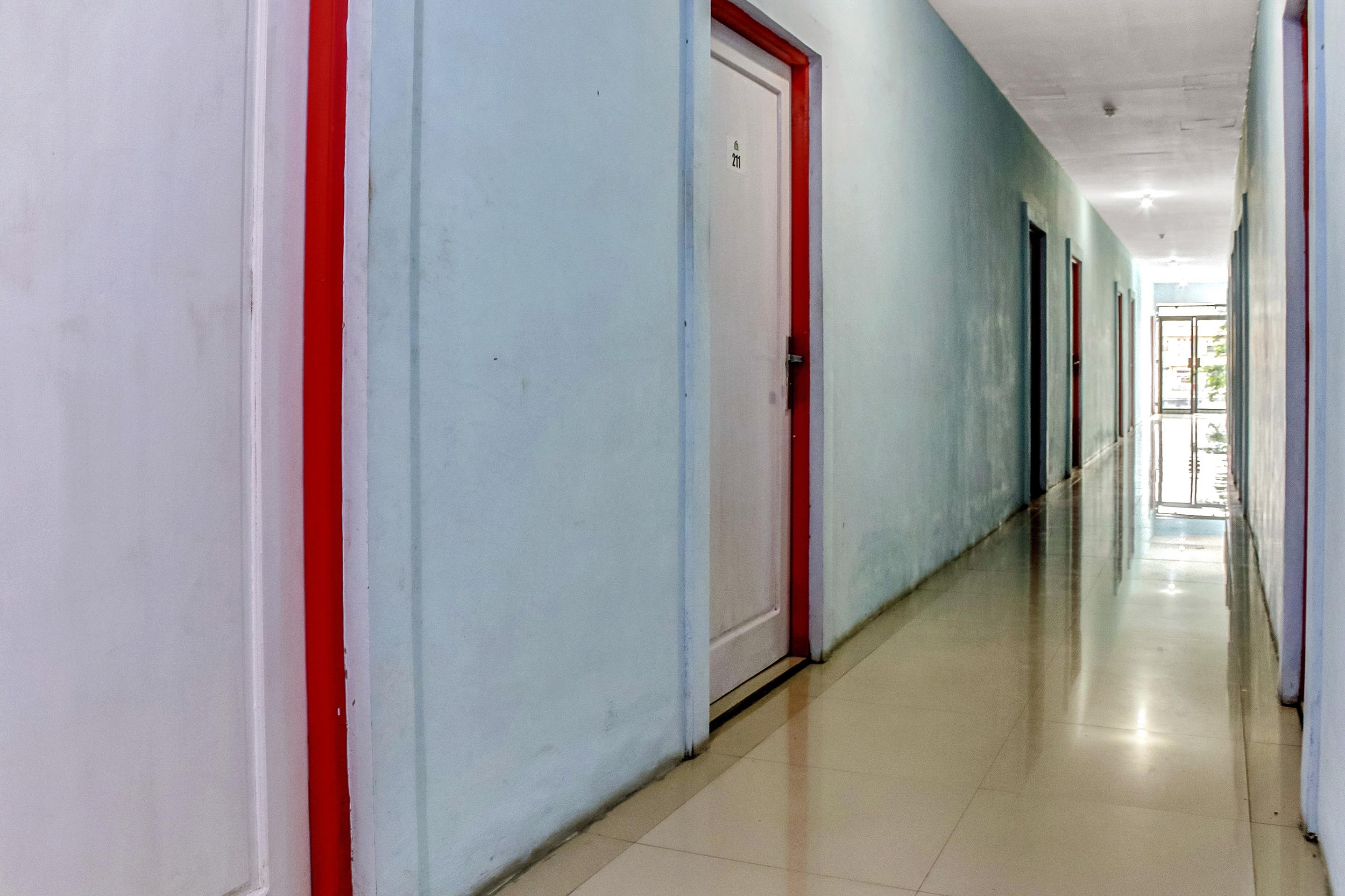 Super Oyo 3903 Sweethome Syariah Guesthouse Martapura  Esterno foto